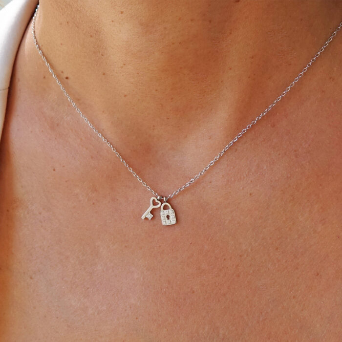 Padlock necklace - Image 2