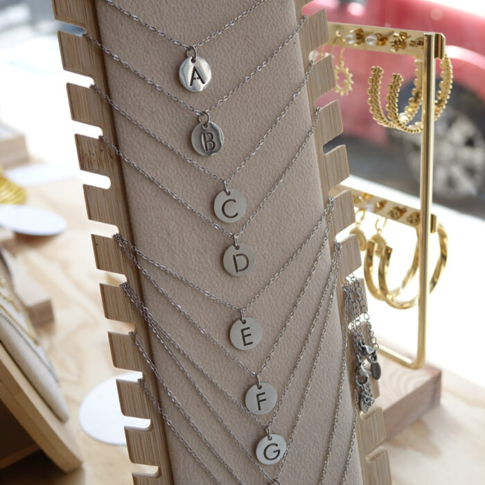 Collier lettre personnalisable – Image 2