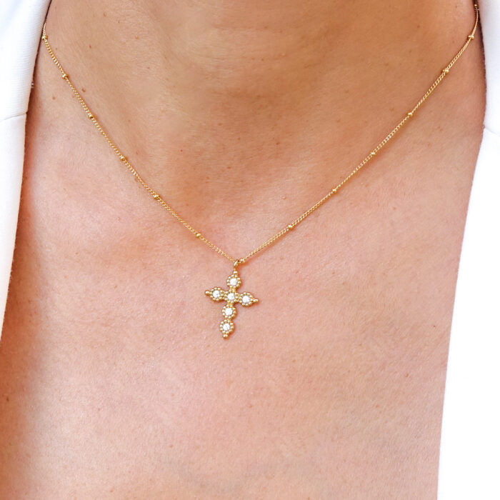 Collier Croix brillante et chaîne dorée